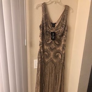 Pizarro Night v double neck dress size 12p